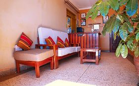 Golden Quest Hotel